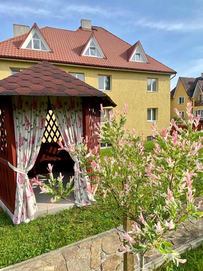 Hotel мозола *